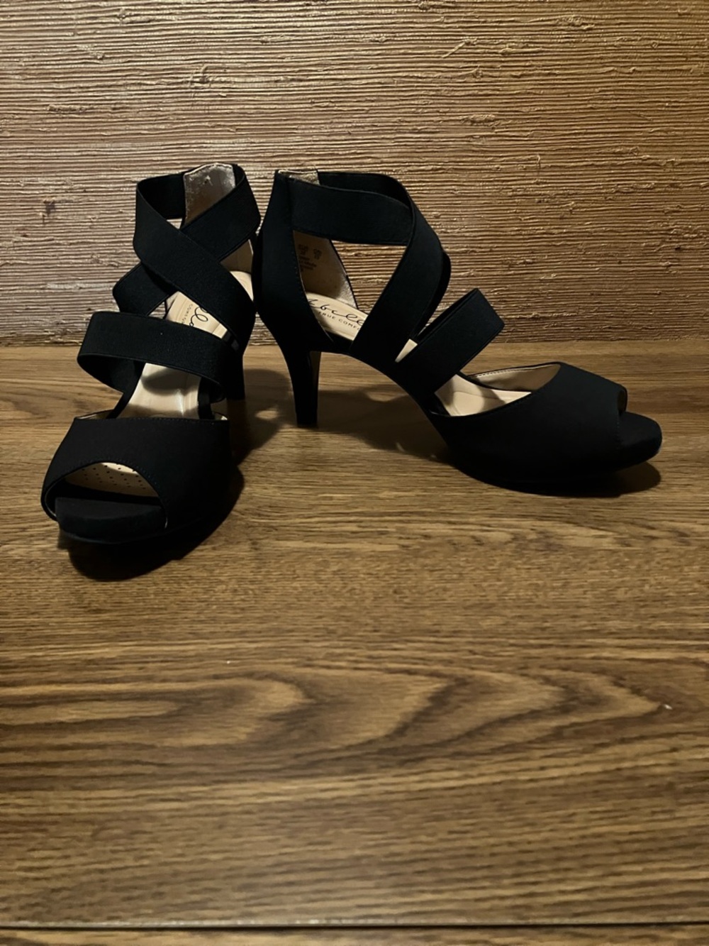 Brand New /NeverWorn Abella True Comfort Trista black dress shoes- Size 8M